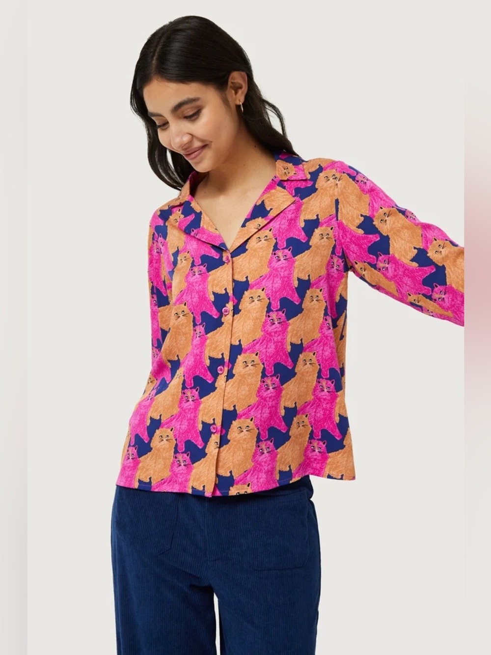 Compania Fantastica Cat Print Shirt Blouse Pink Purple Large EUC Missing Button